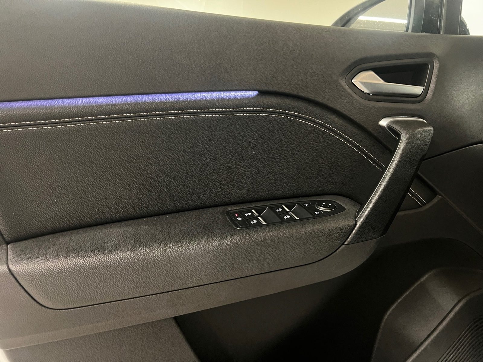 2023 Renault Captur — fotografija 14