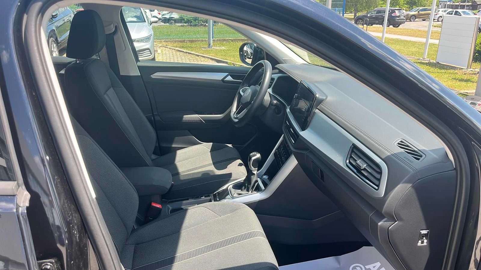 2023 Volkswagen T-Roc — fotografija 9