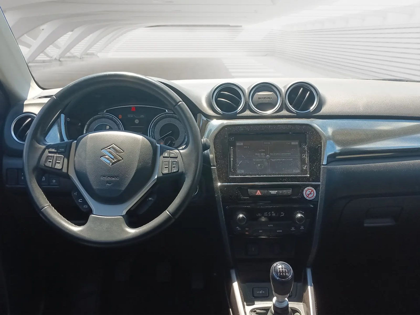 2023 Suzuki Vitara — fotografija 12