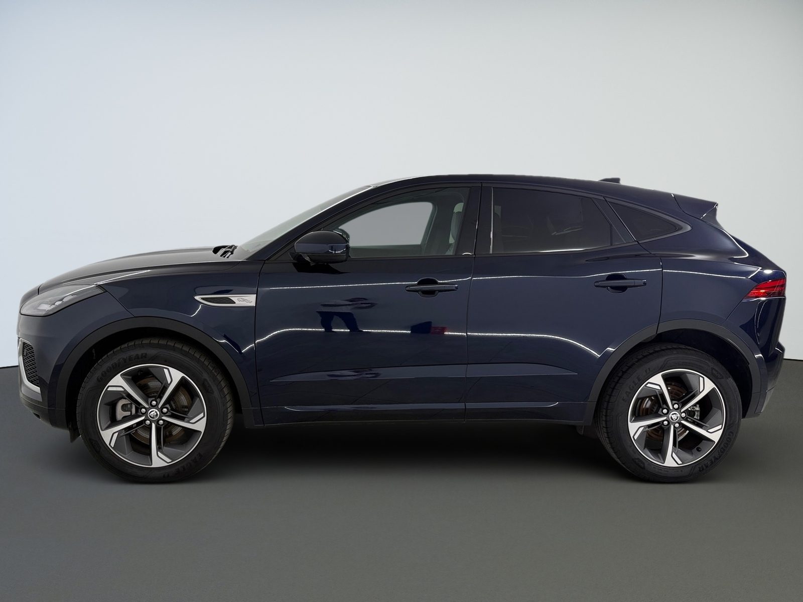 2023 Jaguar E-Pace — fotografija 9