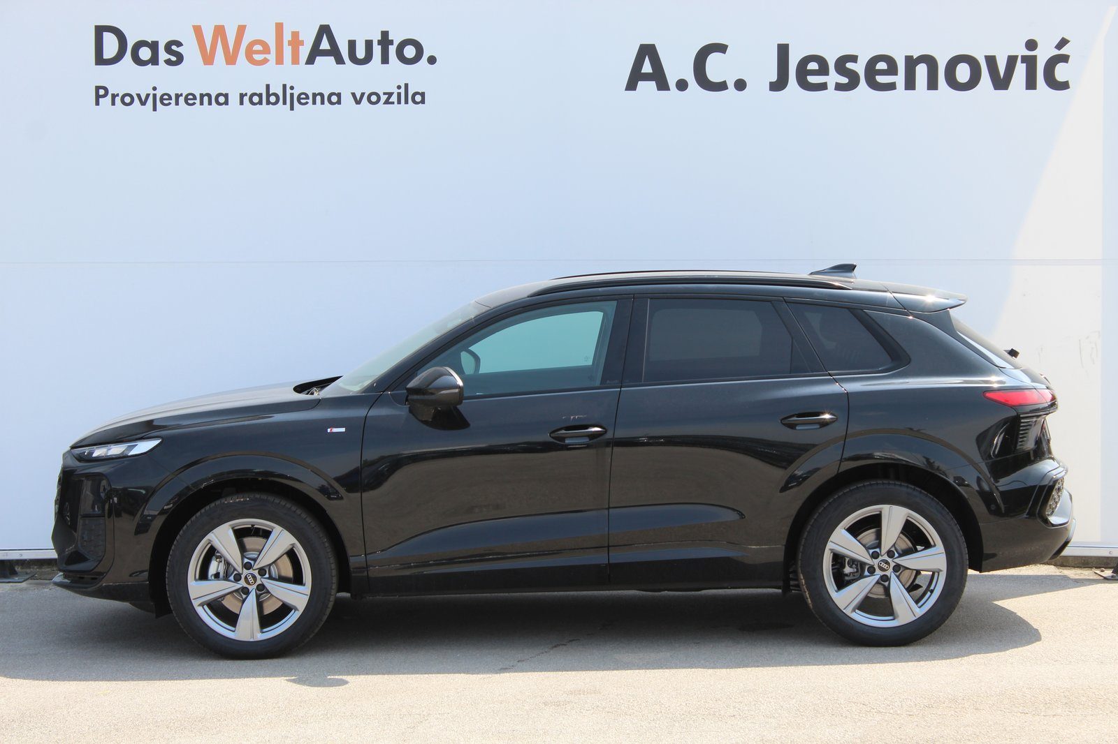 2026 Audi Q3 S line — fotografija 6