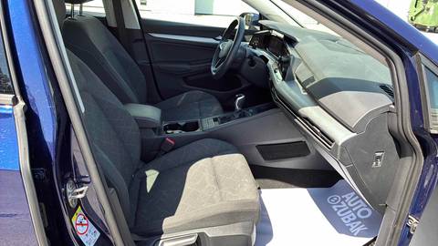 2024 Volkswagen Golf — sličica 9