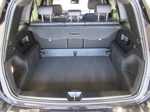 2025 Mercedes-Benz GLB — sličica 15