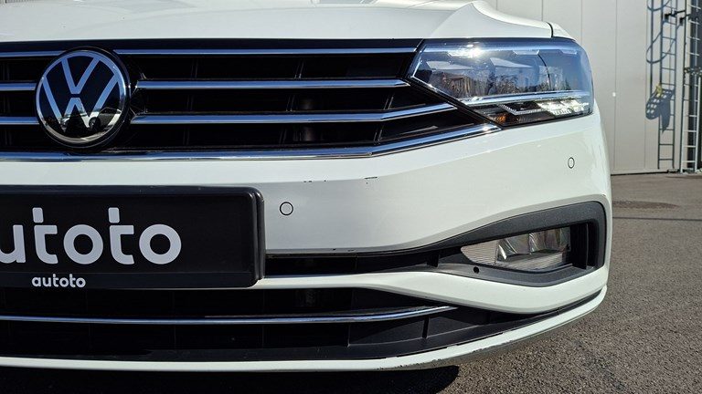 2021 Volkswagen Passat — fotografija 30