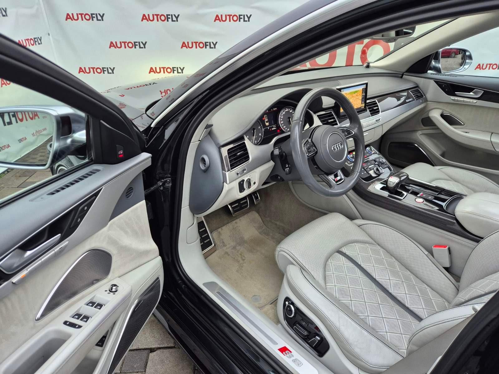 2012 Audi S8 — fotografija 11