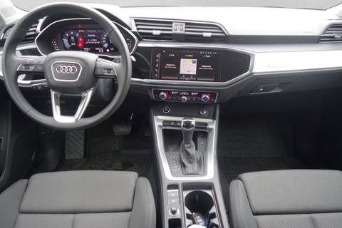 2025 Audi Q3 — sličica 9