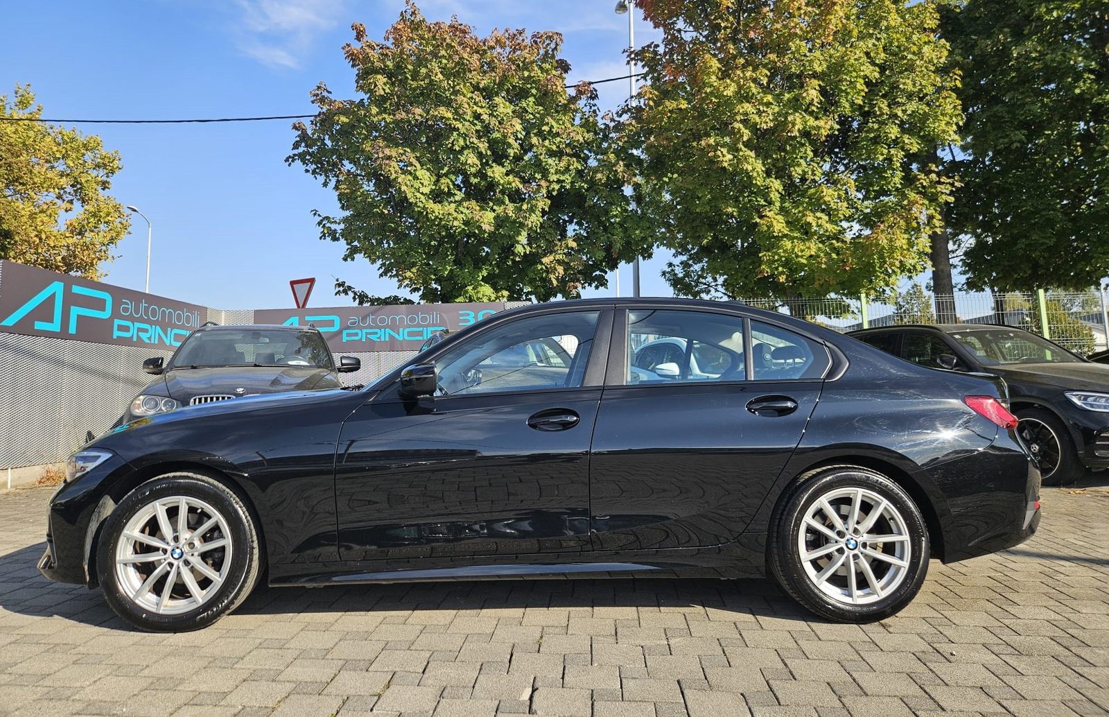 2021 BMW Serija 3 — fotografija 3