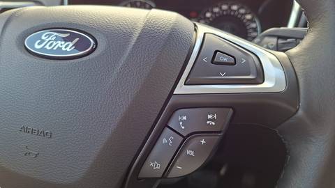 2022 Ford Mondeo — sličica 21