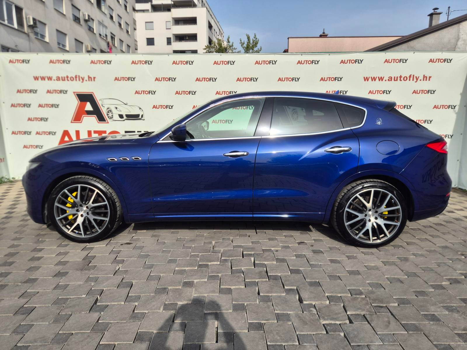 2016 Maserati Levante — fotografija 4