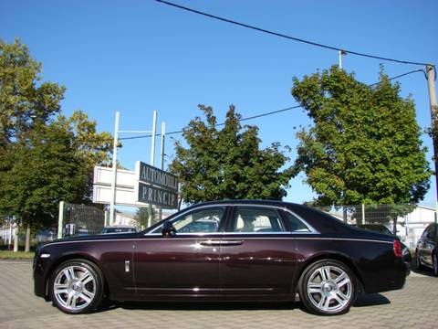 2015 Rolls-Royce Ghost — sličica 17