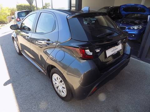 2022 Toyota Yaris — sličica 8