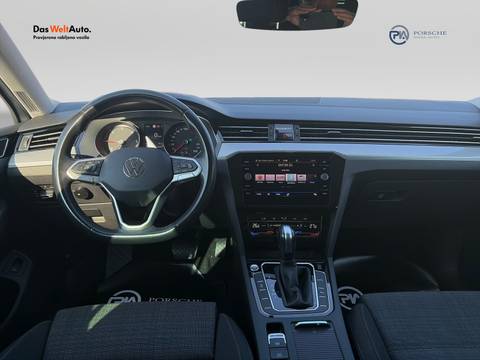 2021 Volkswagen Passat Variant — sličica 12