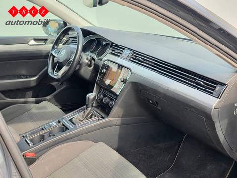 2020 Volkswagen Passat — sličica 6