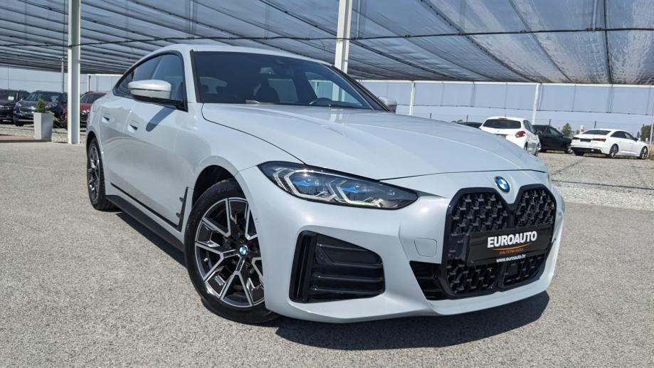 2022 BMW Serija 4 — fotografija 27