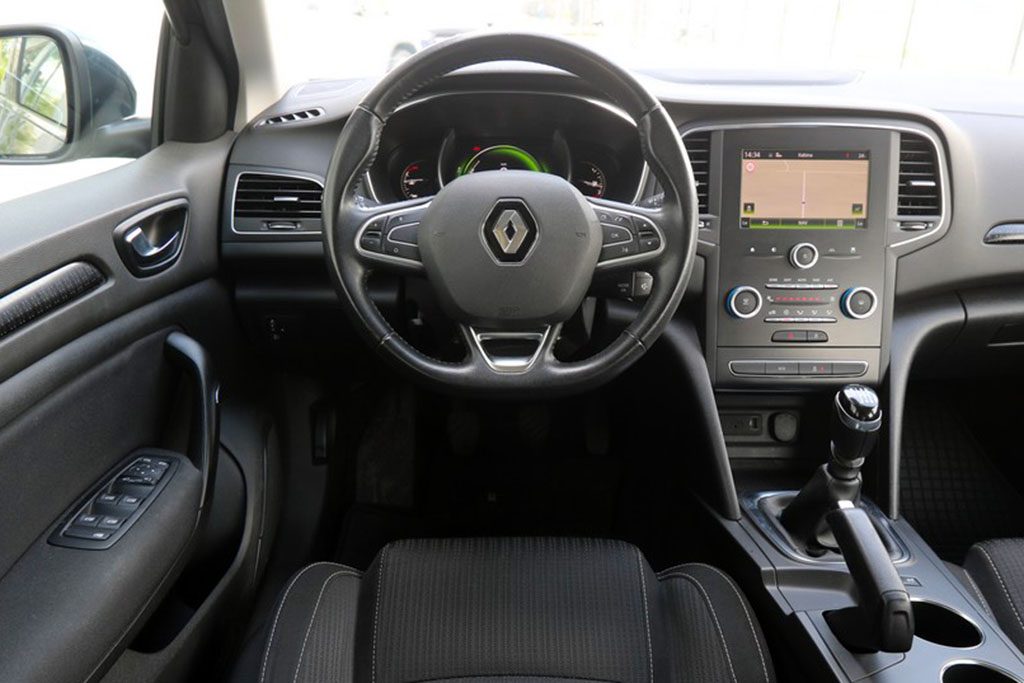 2016 Renault Megane — fotografija 9