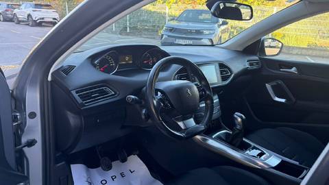 2014 Peugeot 308 — sličica 11
