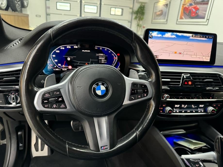 2021 BMW Serija 5 — fotografija 9