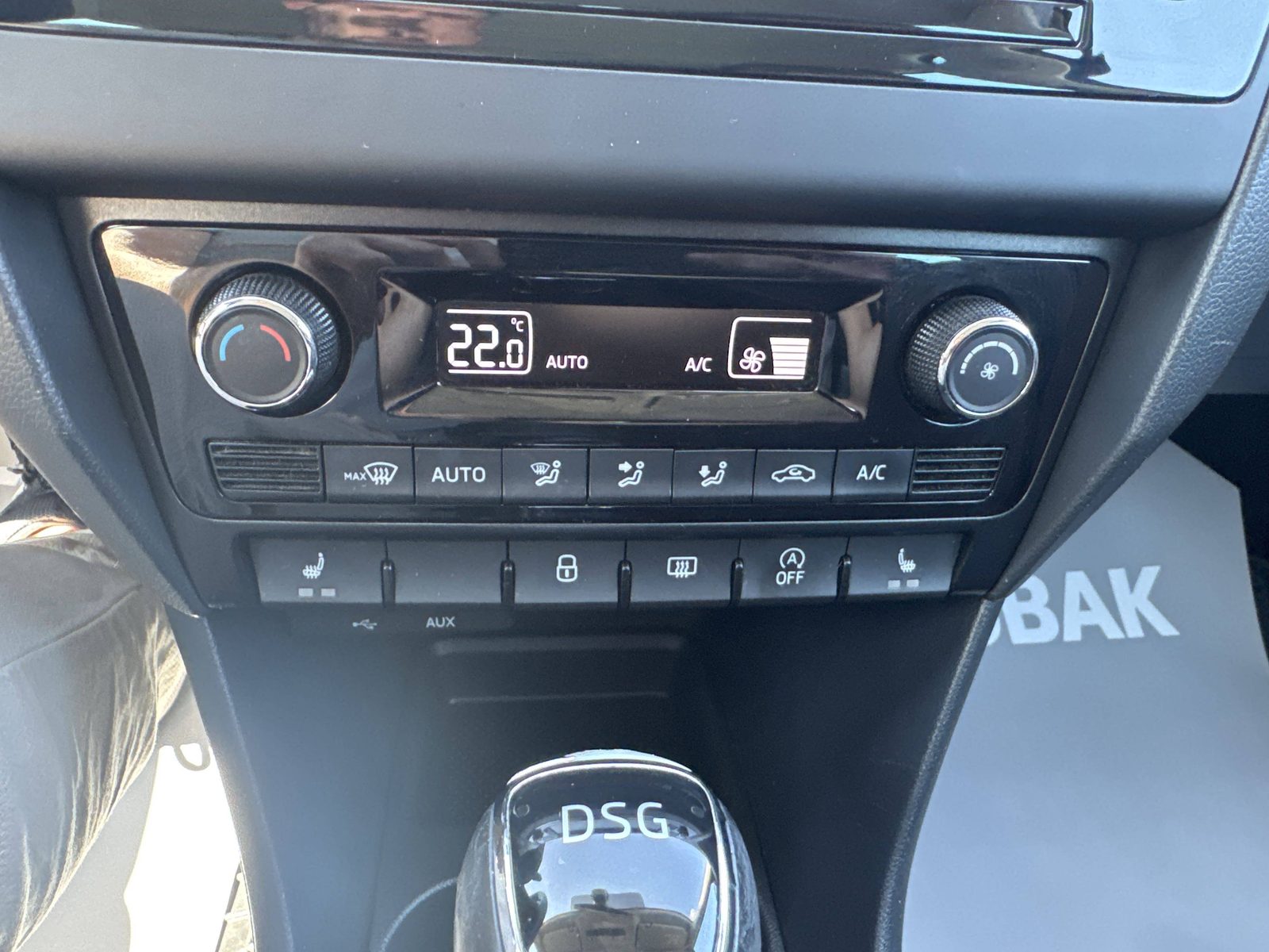 2015 Škoda Rapid — fotografija 23