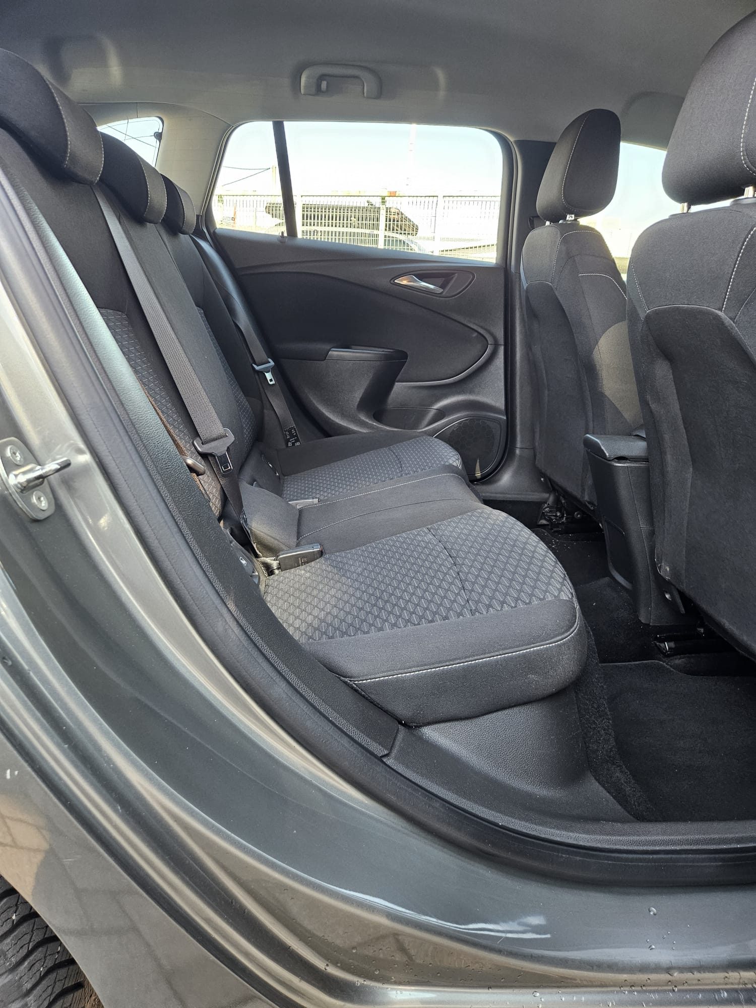 2016 Opel Astra — fotografija 21
