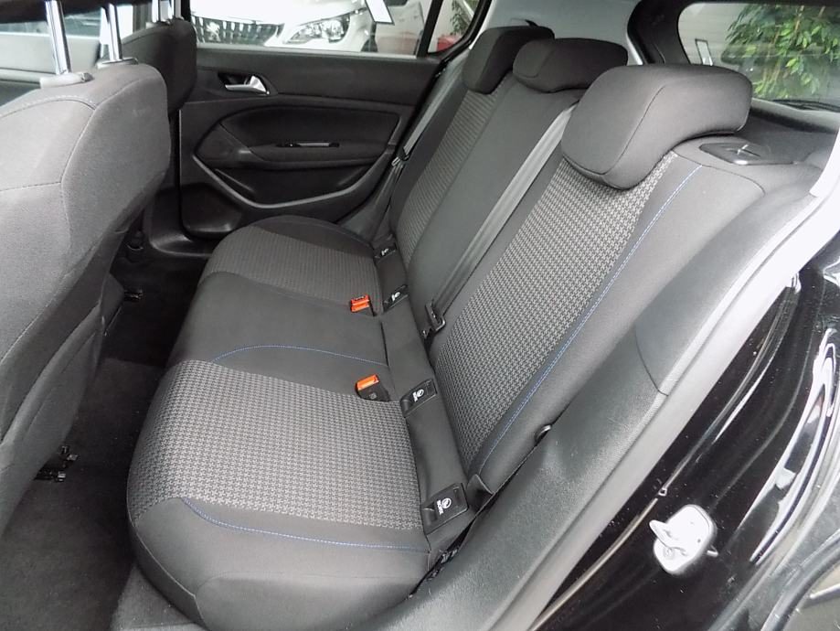 2019 Peugeot 308 — fotografija 11