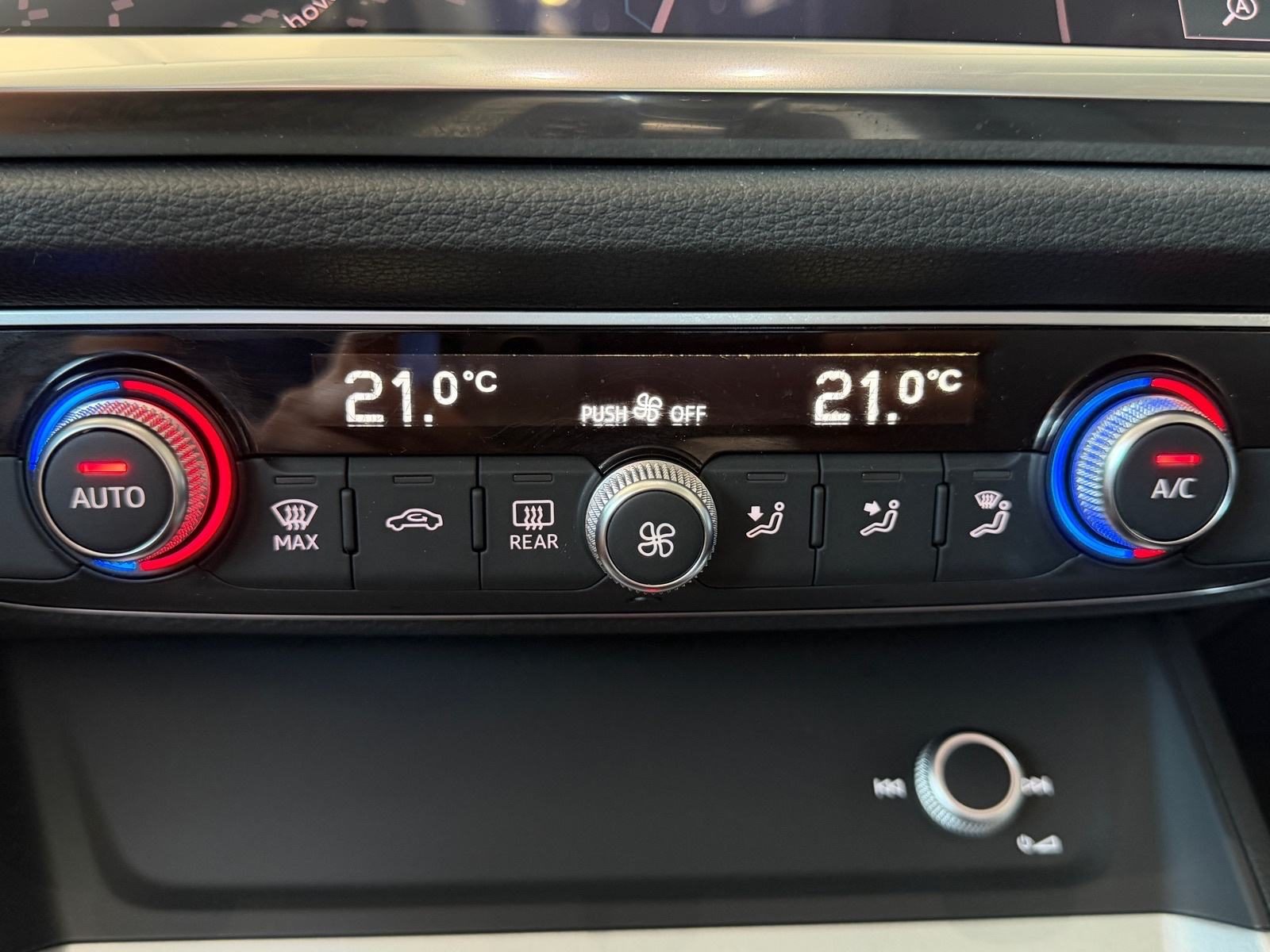 2021 Audi Q3 — fotografija 20
