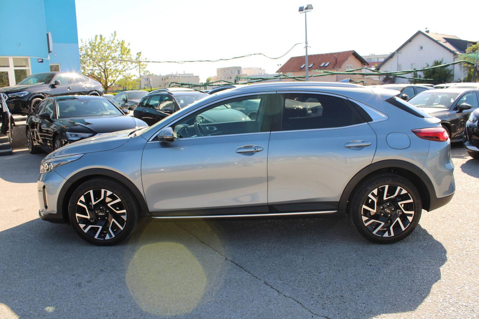 2023 Kia Xcee'd — fotografija 8