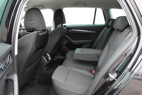2022 Škoda Octavia Combi — sličica 11