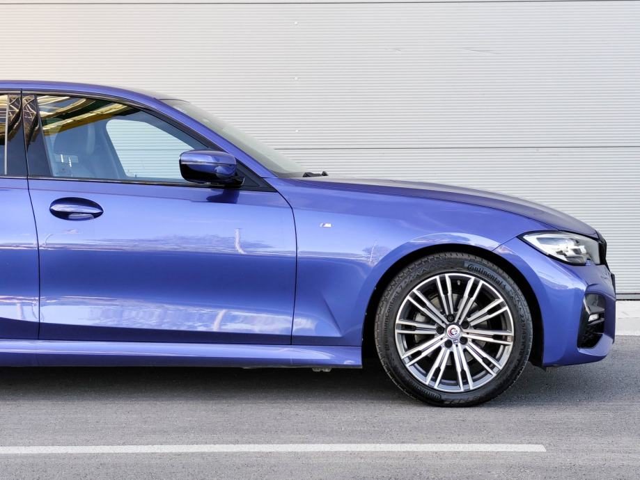 2022 BMW Serija 3 — fotografija 15
