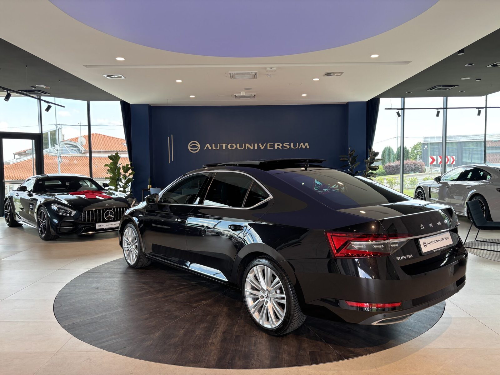 2022 Škoda Superb — fotografija 6