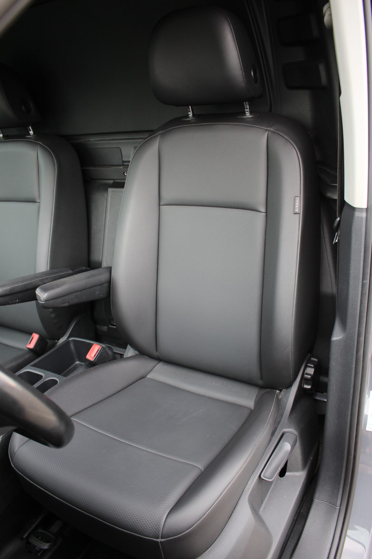 2021 Volkswagen Caddy — fotografija 22