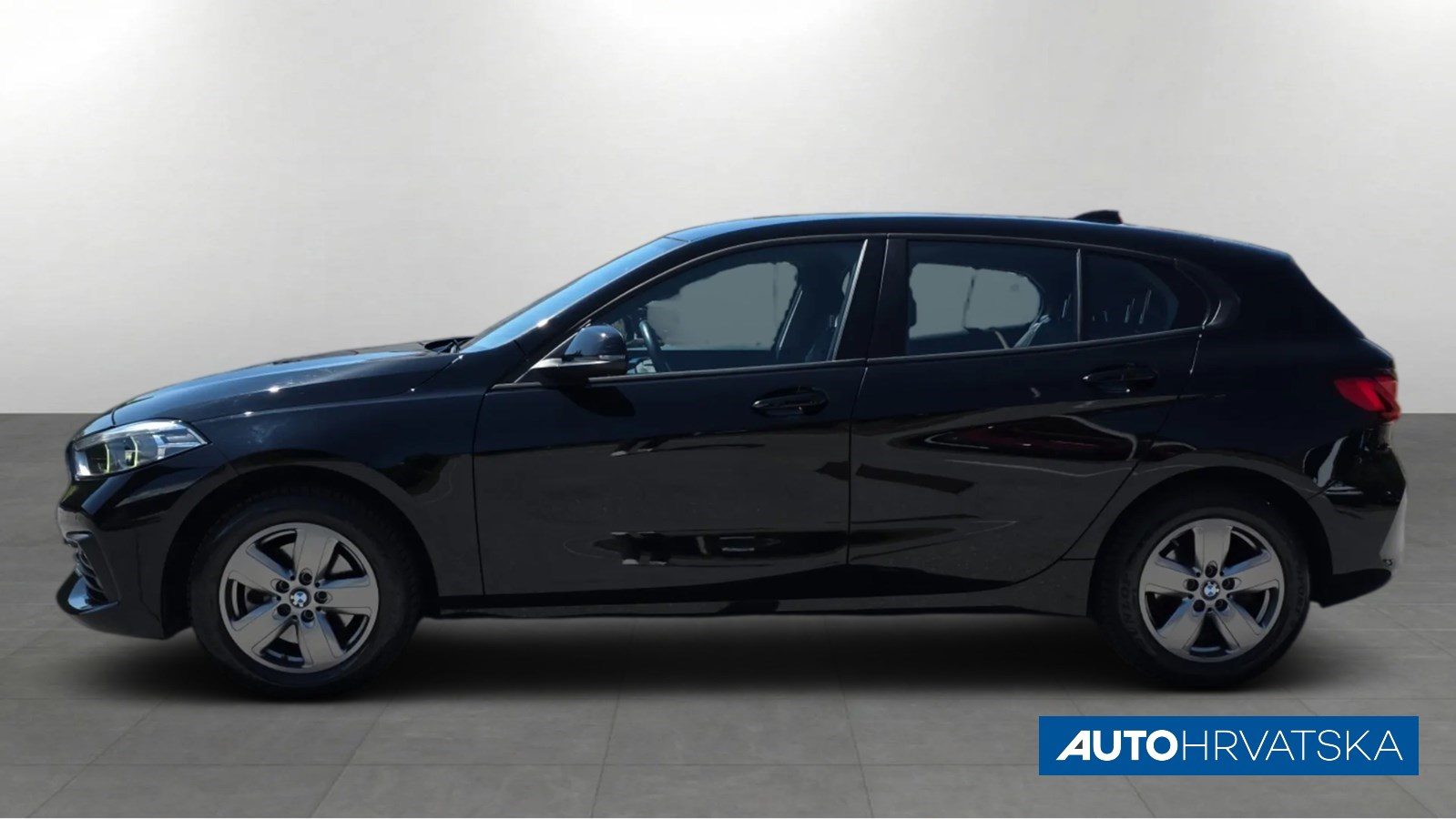 2022 BMW Serija 1 — fotografija 8