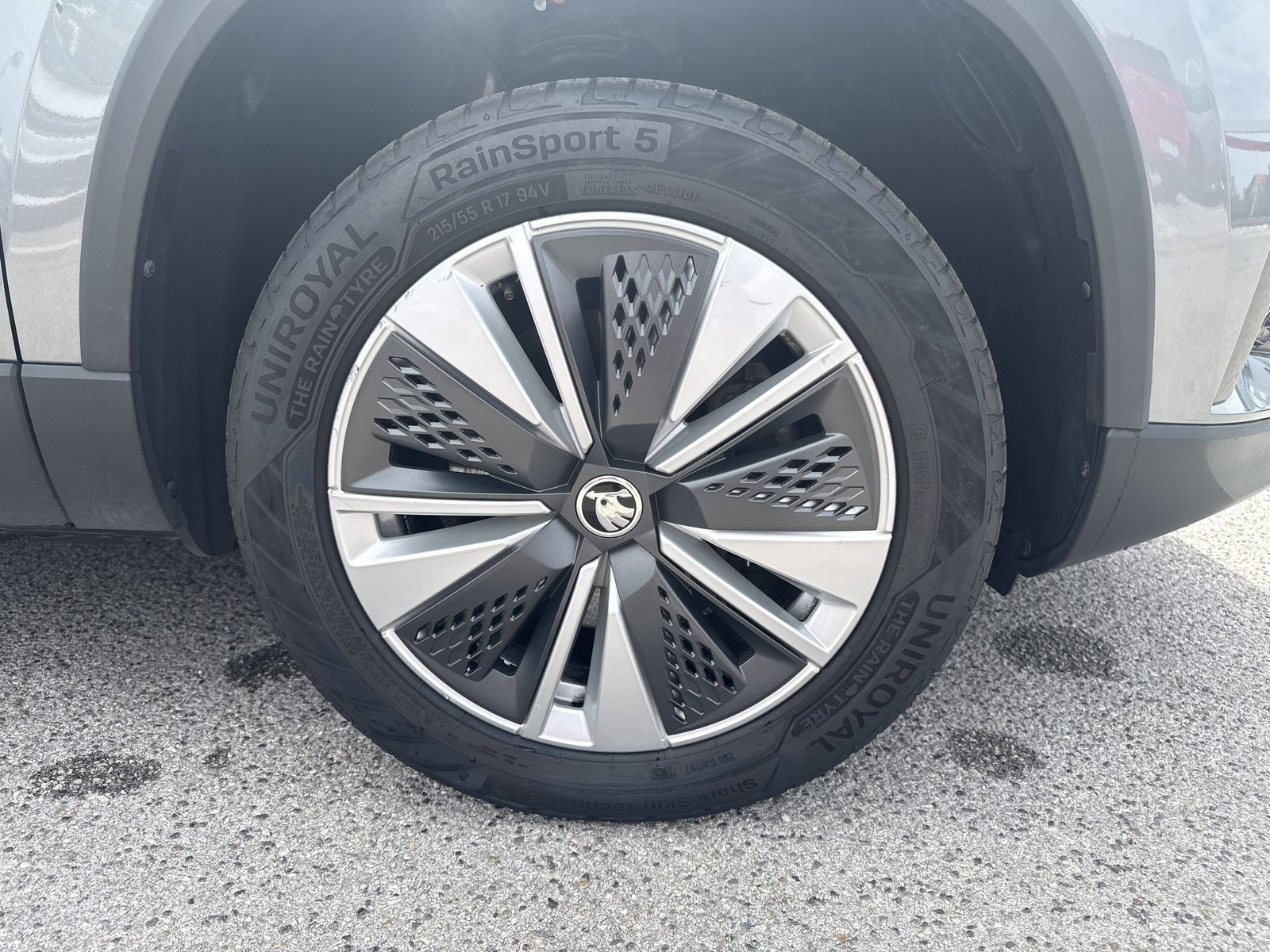 2024 Škoda Karoq — fotografija 20