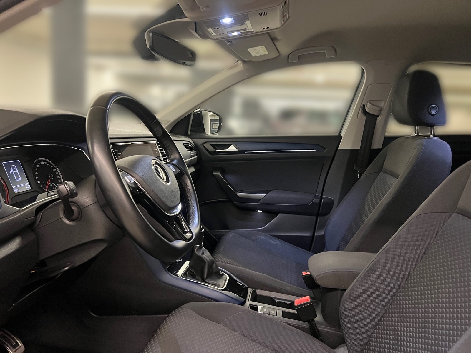2021 Volkswagen T-Roc — fotografija 13