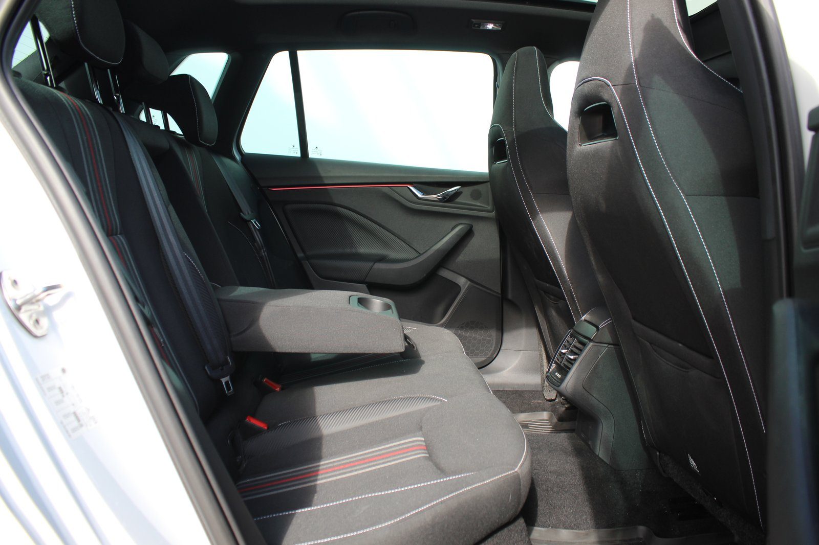 2026 Škoda Kamiq — fotografija 12