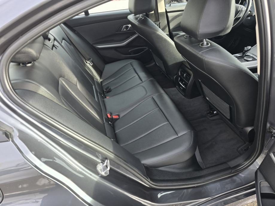 2021 BMW Serija 3 — fotografija 24