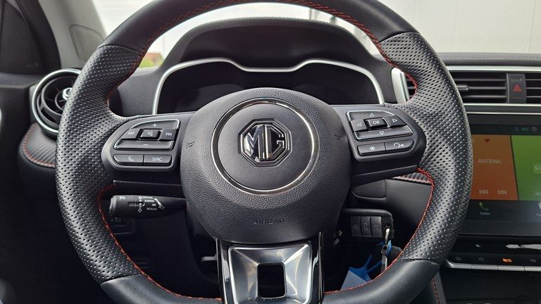 2024 MG ZS — fotografija 17