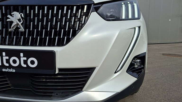 2022 Peugeot 2008 — fotografija 24