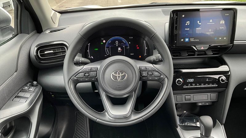 2026 Toyota Yaris Cross — fotografija 7
