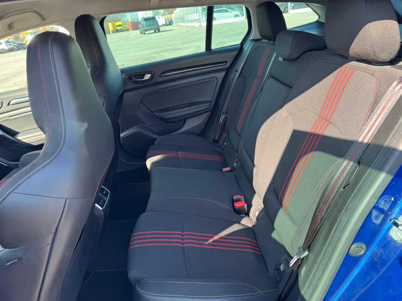 2020 Renault Megane Grandtour — fotografija 9