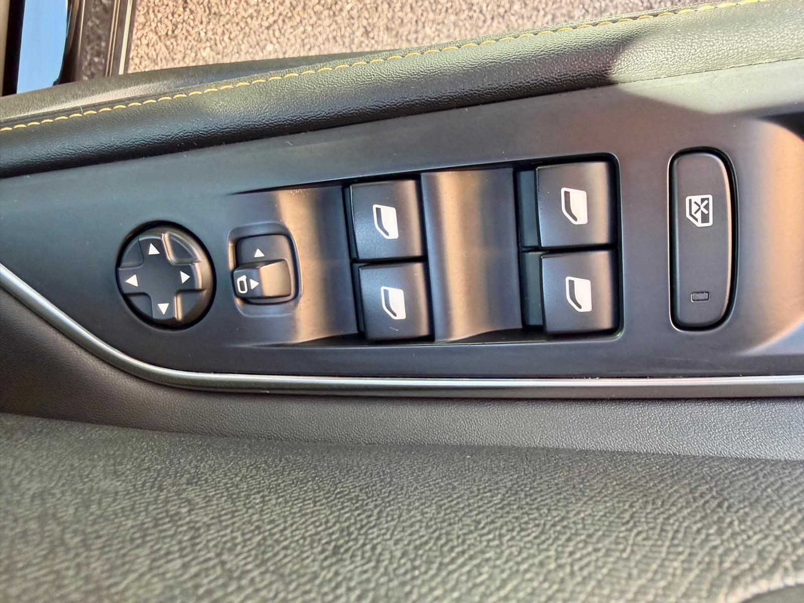 2022 Peugeot 5008 — fotografija 16