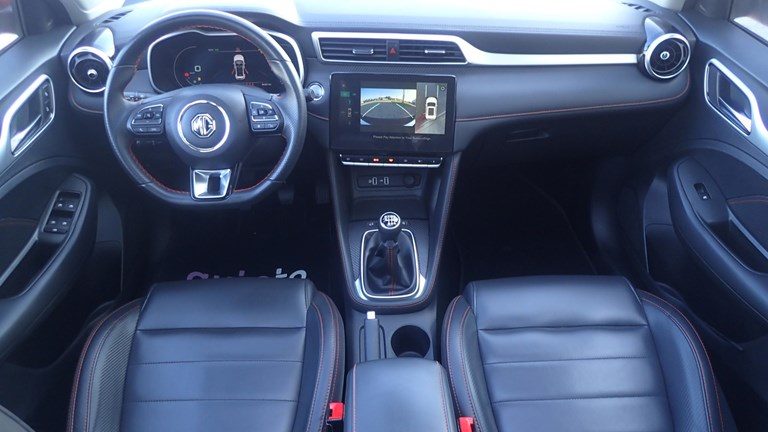 2022 MG ZS — fotografija 4