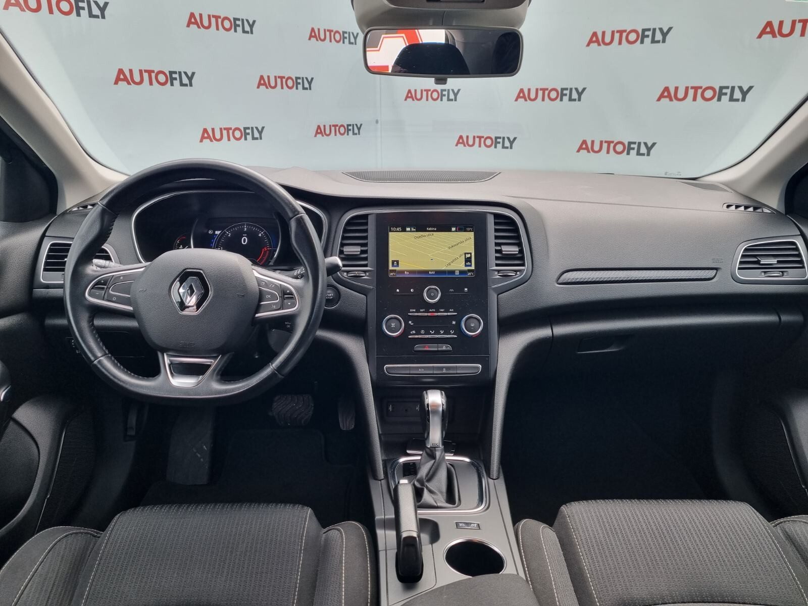 2019 Renault Megane — fotografija 12