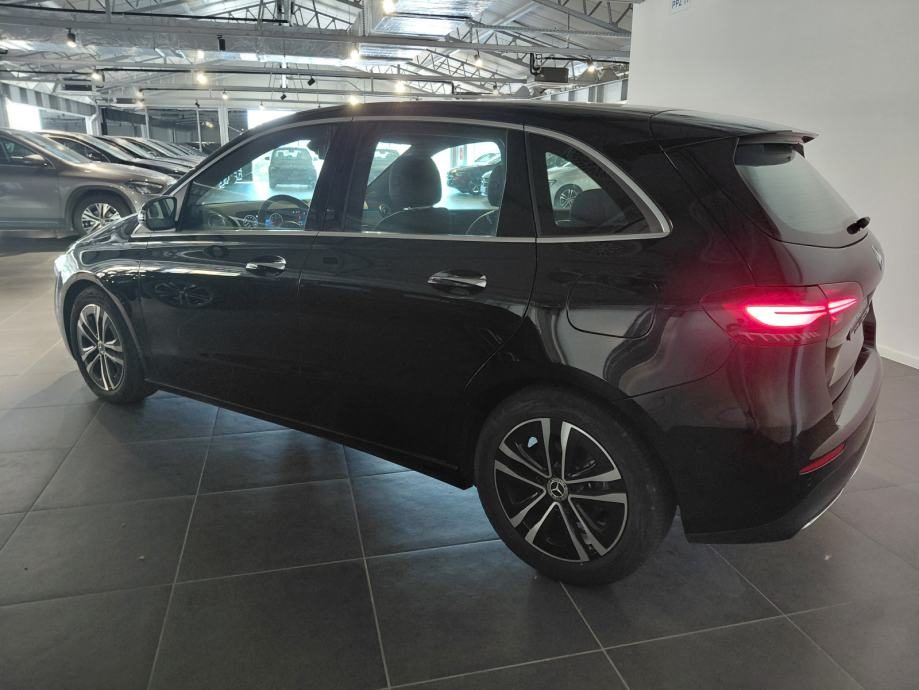 2025 Mercedes-Benz B-klasa Progressive — fotografija 4