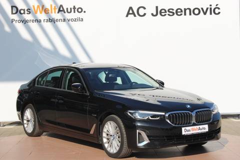 2022 BMW Serija 5 — sličica 3