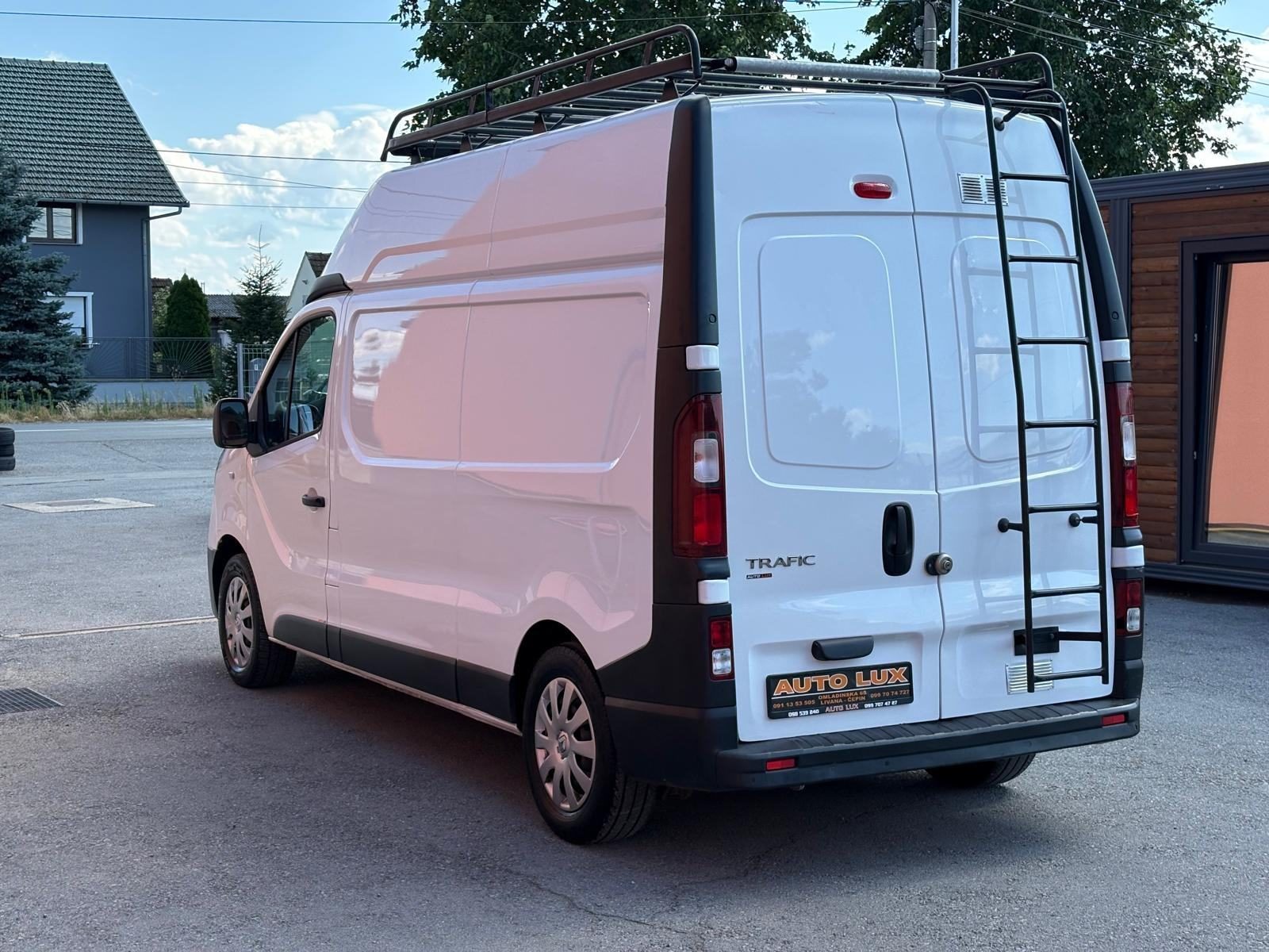 2021 Renault Trafic — fotografija 12