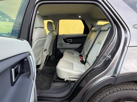2018 Land Rover Discovery — sličica 12