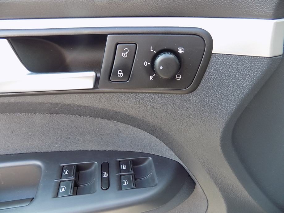 2014 Volkswagen Touran — fotografija 21