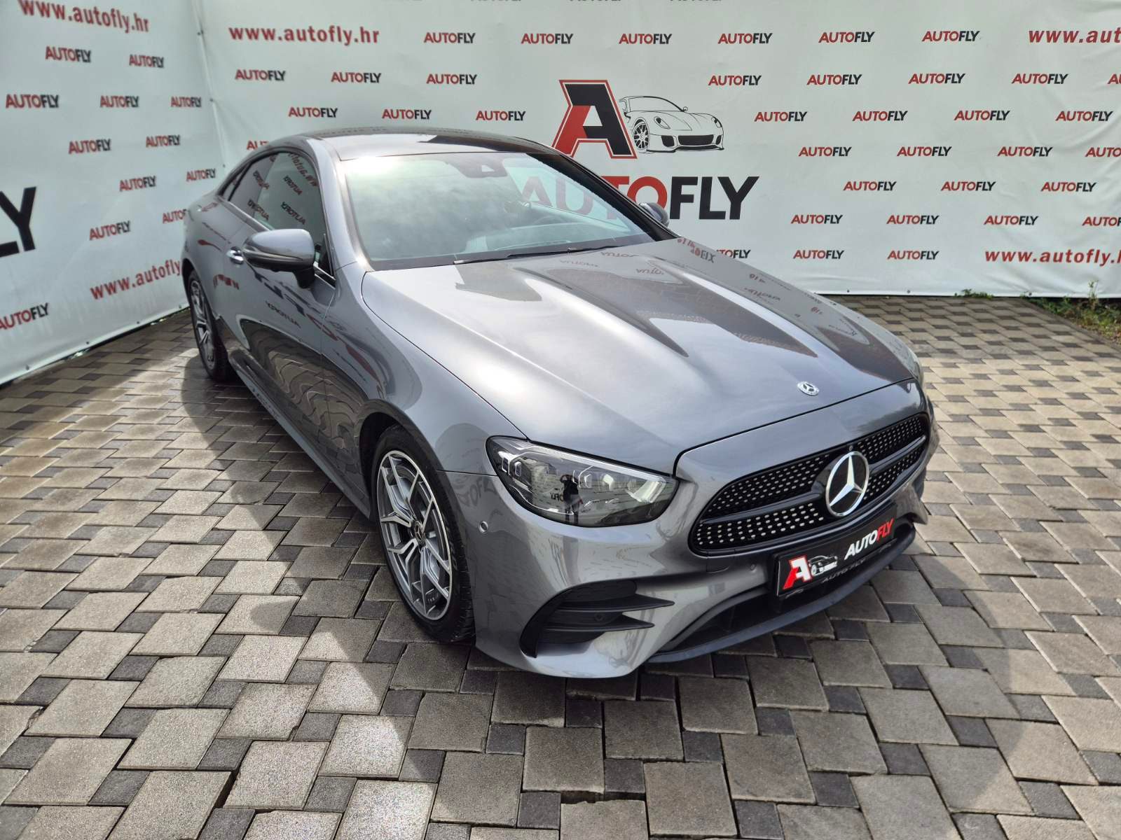 2020 Mercedes-Benz E-klasa — fotografija 3