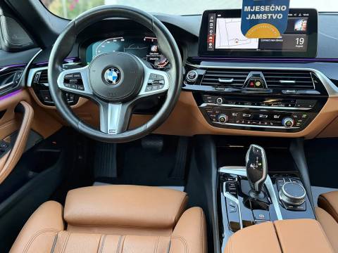 2021 BMW Serija 5 — sličica 20