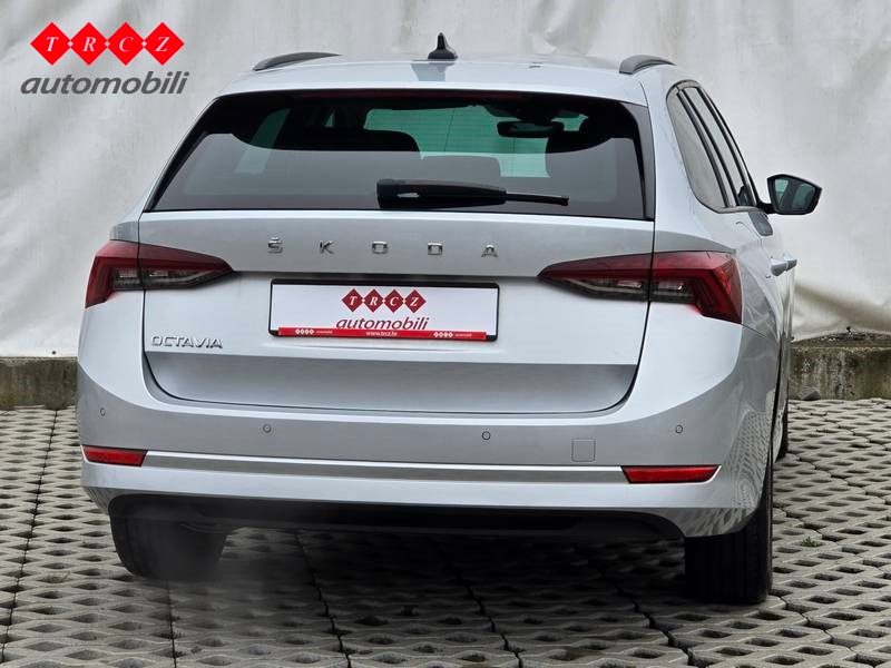 2020 Škoda Octavia — fotografija 3